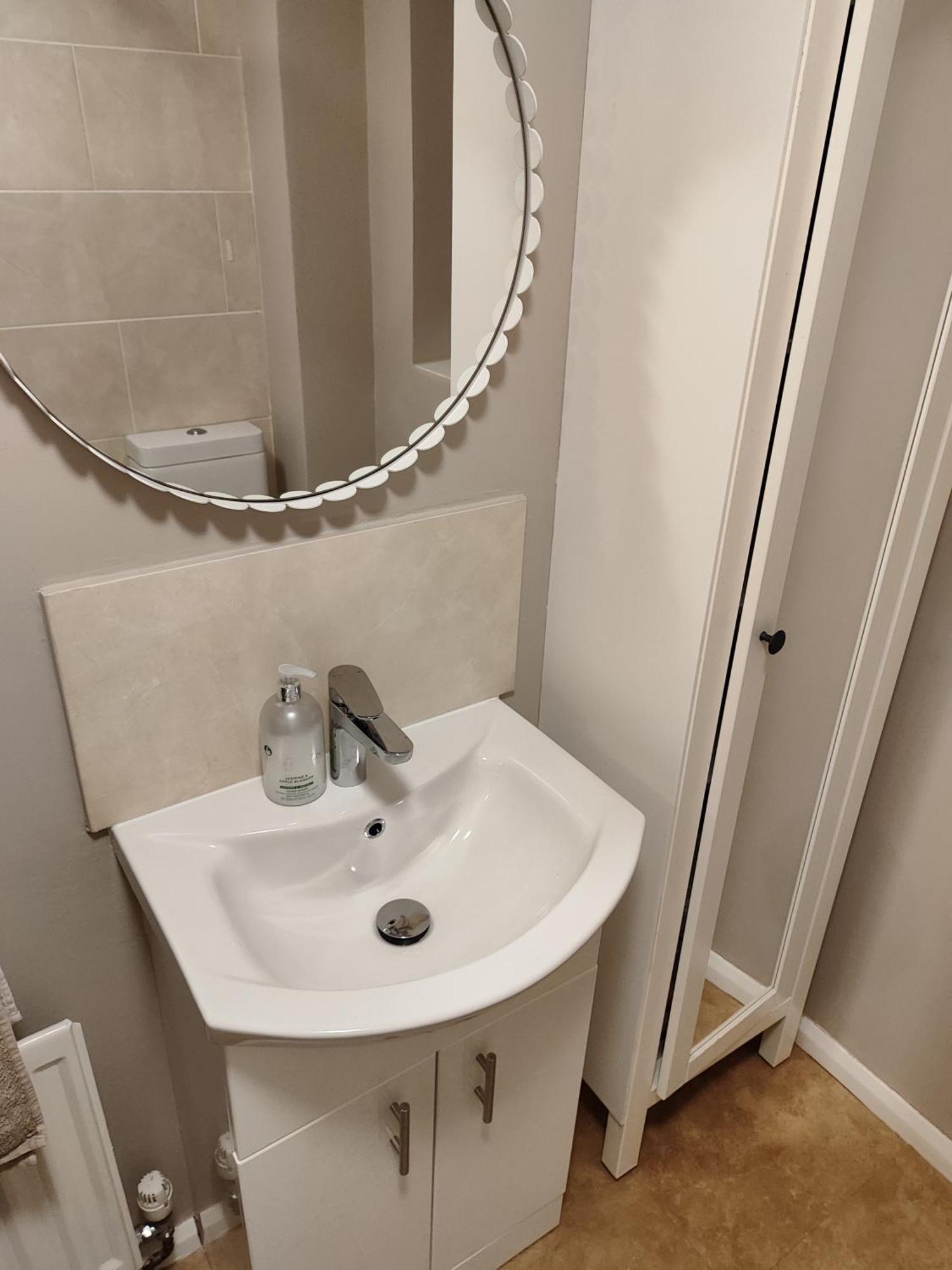 3 Bed House In Walsall, Perfect For Contractors & Leisure & Free Parking Exteriör bild